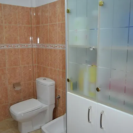 Qarri Villa