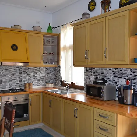 Qarri Villa